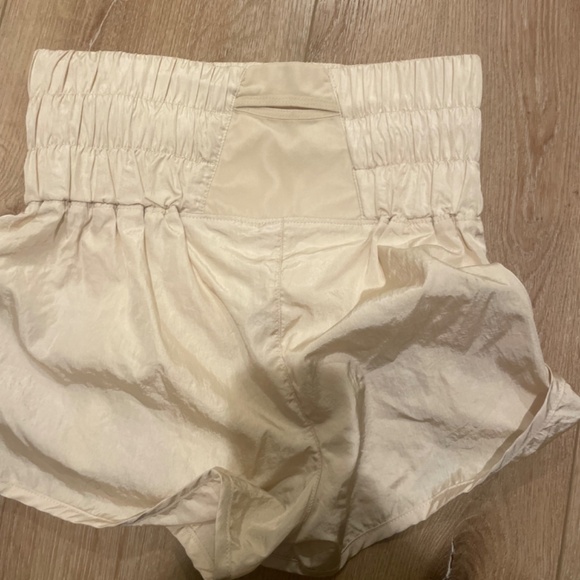 Shorts - Picture 3 of 6